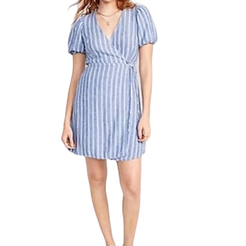 Old Navy Blue and White Striped Wrap Dress. Size XL Tall